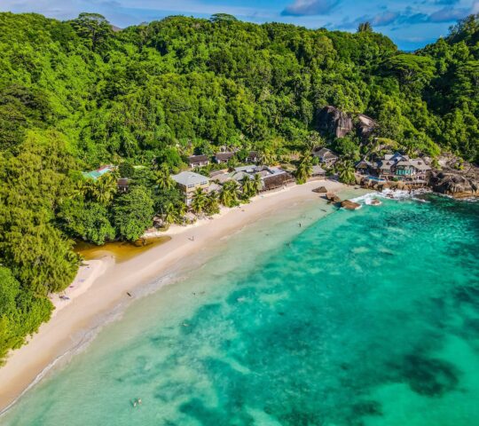 Anse Takamaka